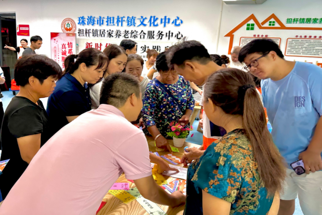 做月饼、制花灯，海岛居民乐享家门口“中秋游园会”
