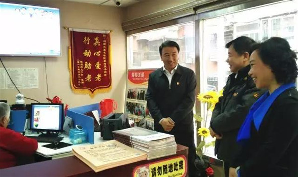 50e5443.jpg 50e5443.jpg