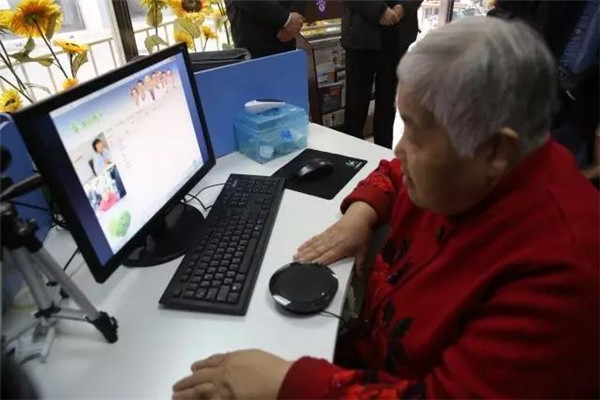 7b7cf82.jpg 7b7cf82.jpg