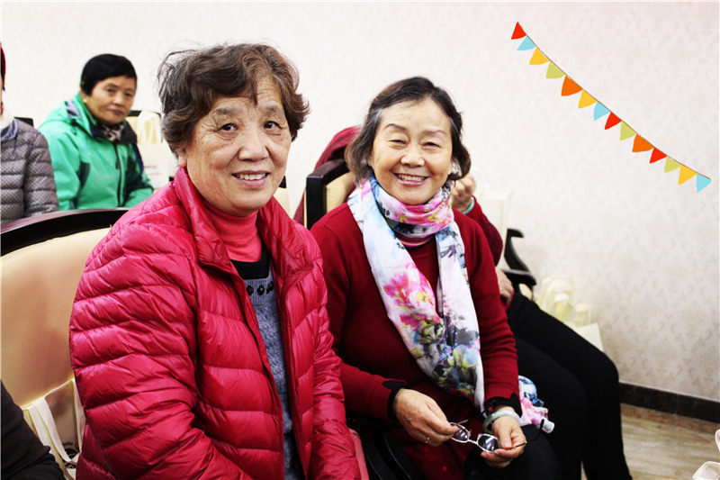 孝行天下,关爱到家-社区里的“四有老人” 孝行天下,关爱到家-社区里的“四有老人”