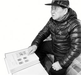 退休后满世界买邮票 杭州88岁老人开个人邮展