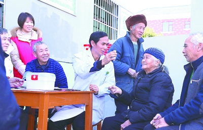 “颐养之家”破解城乡老人养老难题