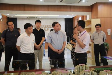 北京市人大领导莅临燕达金色年华健康养护中心考察调研