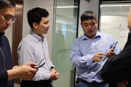 6418251942621 6418251942621