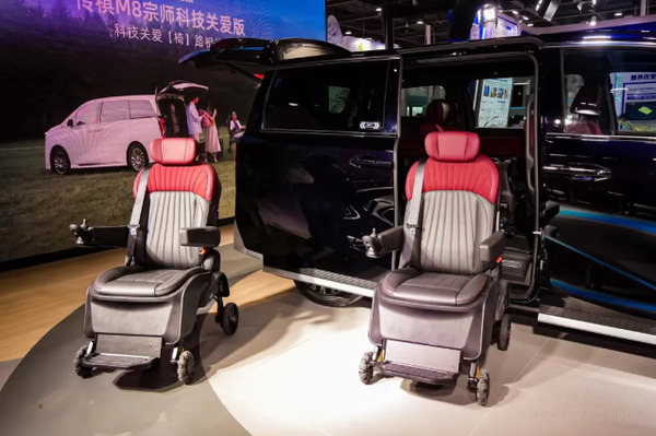 老年人的宝宝巴士：年龄多大都是宝宝